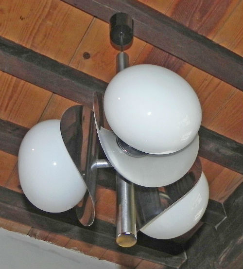 suspension années 70`s chrome et opaline