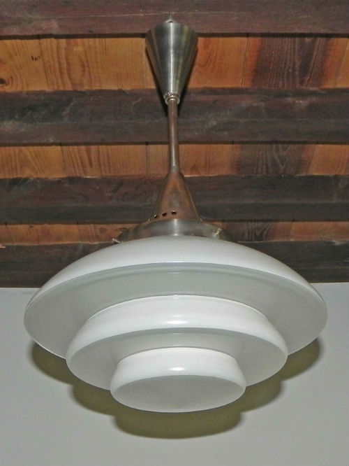 suspension industrielle bauhaus origine Allemagne an 30
