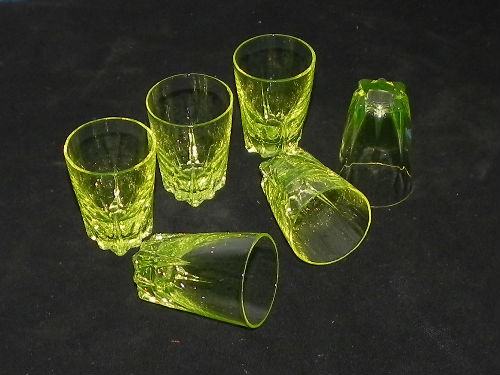 verre uranite uranglas uraline vaseline glass